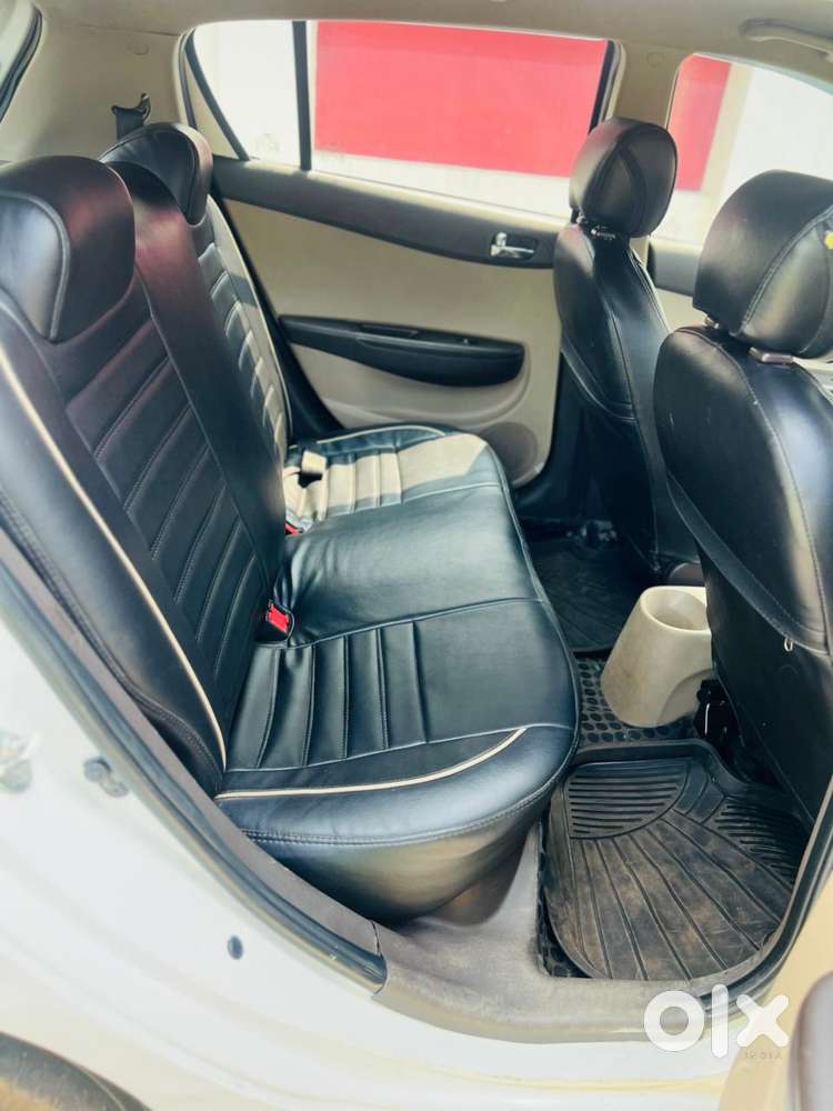 Hyundai I20 2009-2011 Asta, 2011, Diesel