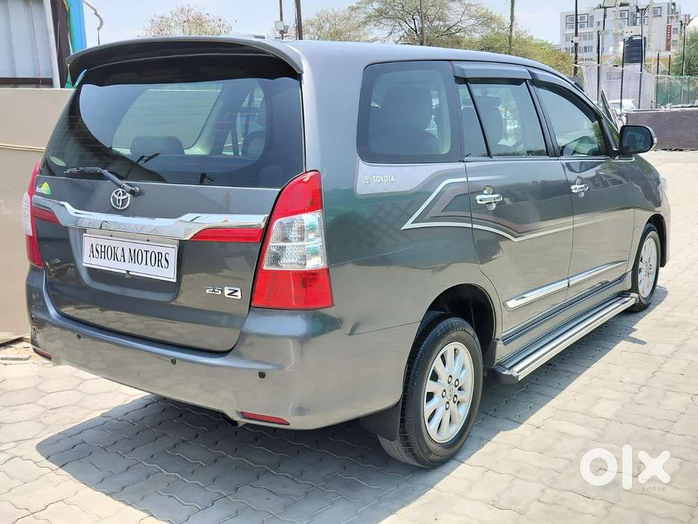Toyota Innova 2.5 Zx 7 Str Bs-iv, 2014, Diesel