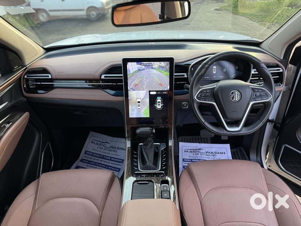 Mg Hector Plus Savvy Pro 1.5 Turbo Petrol Cvt 6 Str, 2023, Petrol