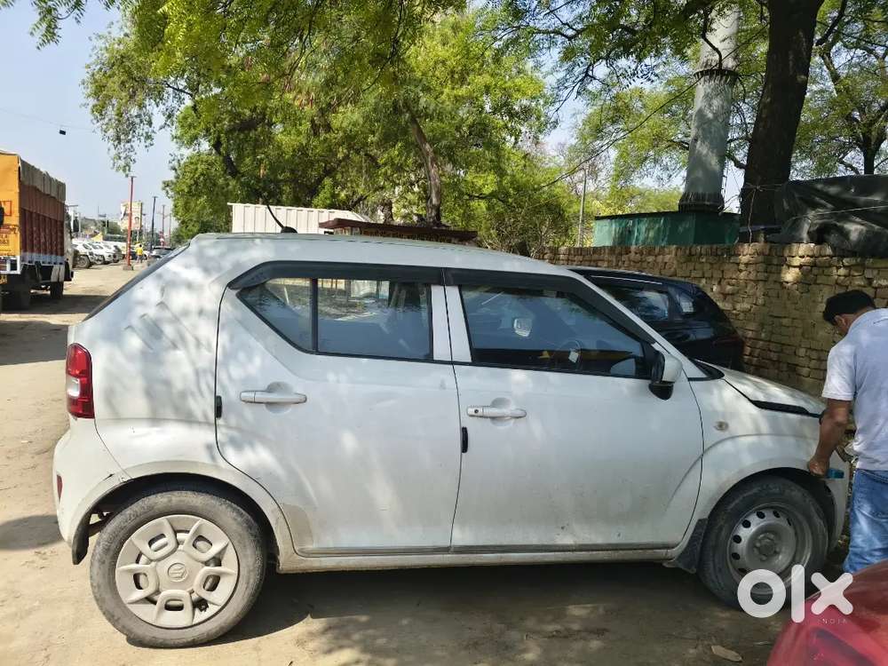 Maruti Suzuki Ignis Petrol 26000 Km Driven Cng Fitted On Paper