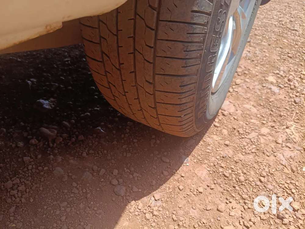Toyota Innova 2013 Diesel 299999 Km Driven