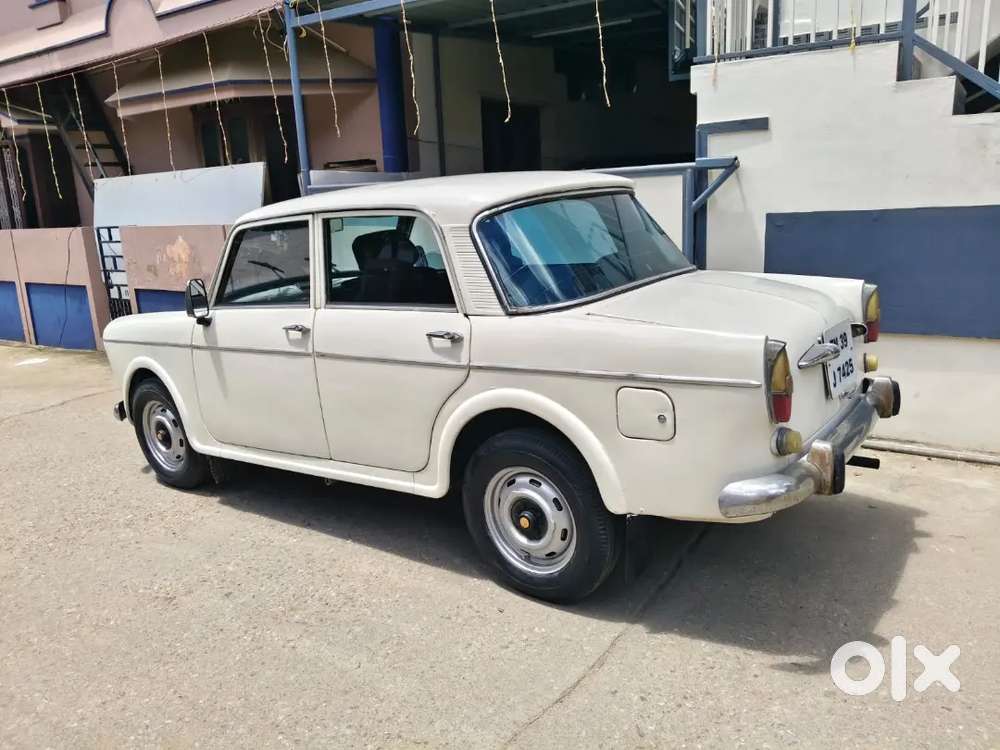 Fiat Premier Padmini 1997 Diesel Hand Gear