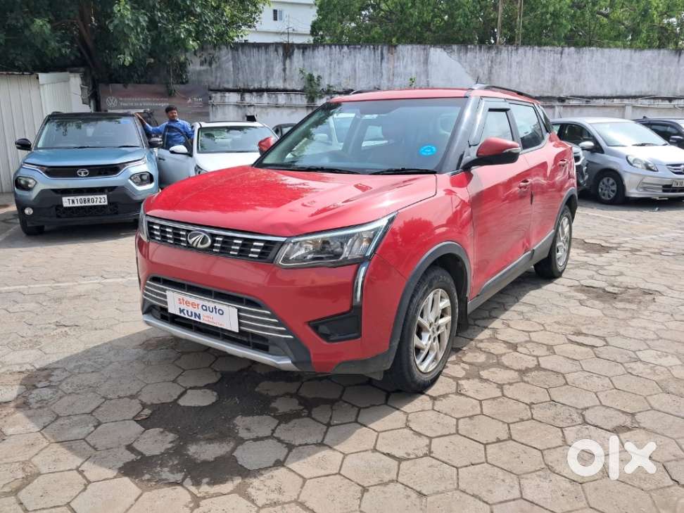 Mahindra Xuv300 W8, 2022, Petrol