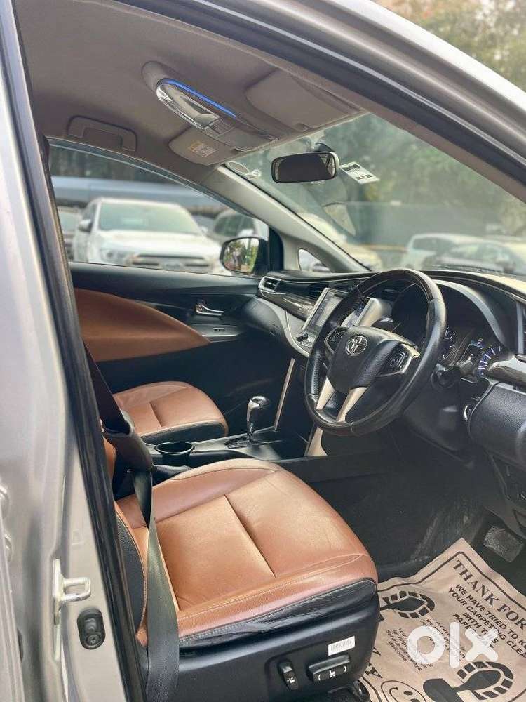 Toyota Innova Crysta