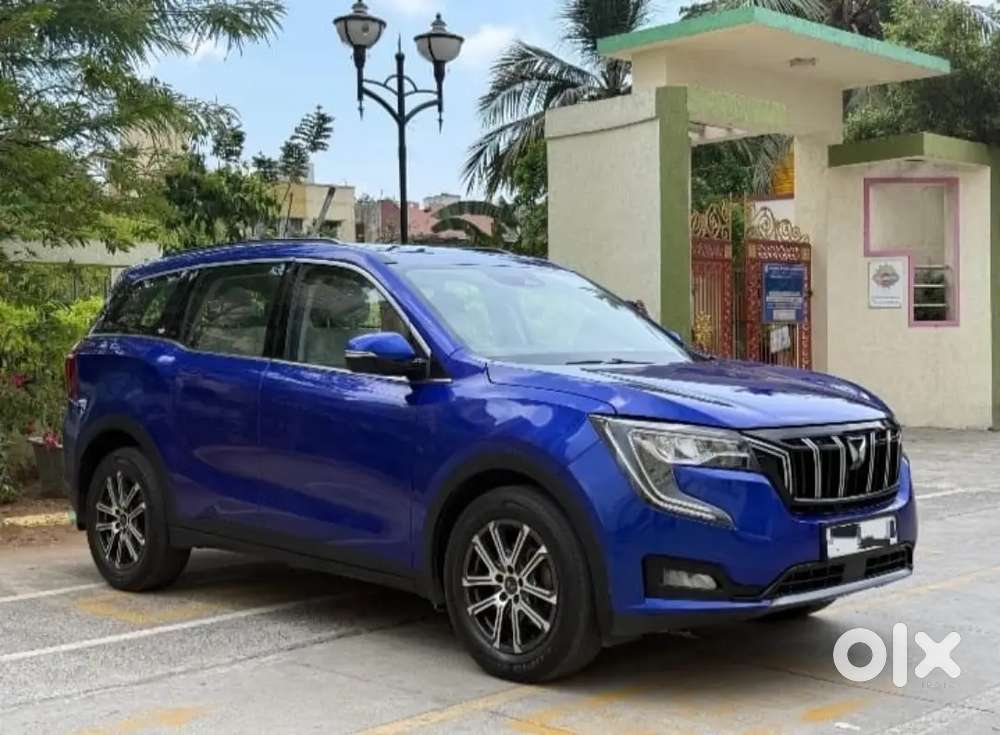 Mahindra Xuv700 Ax7 Diesel  Manual2023 1st Owner