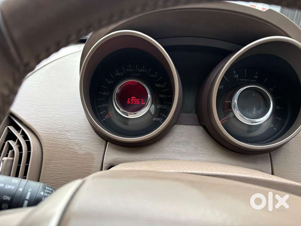 Mahindra Xuv500 W8, 2014, Diesel