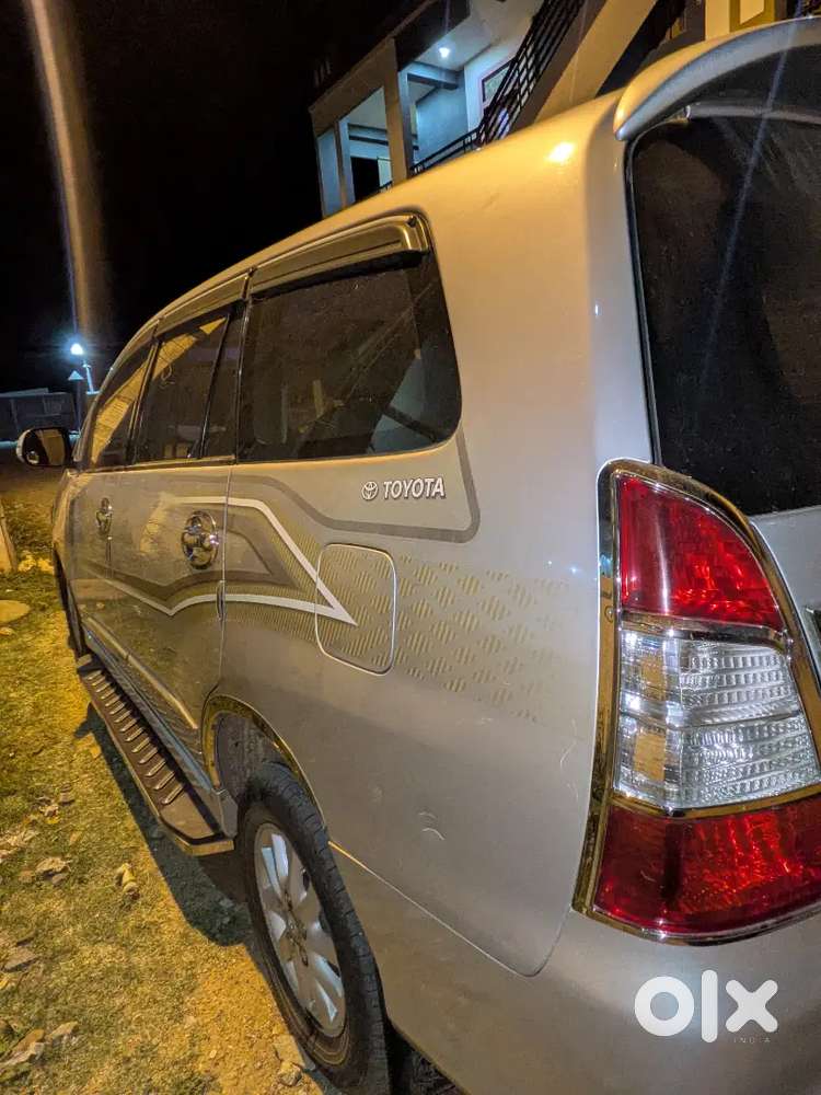 Toyota Innova Diesel 2014