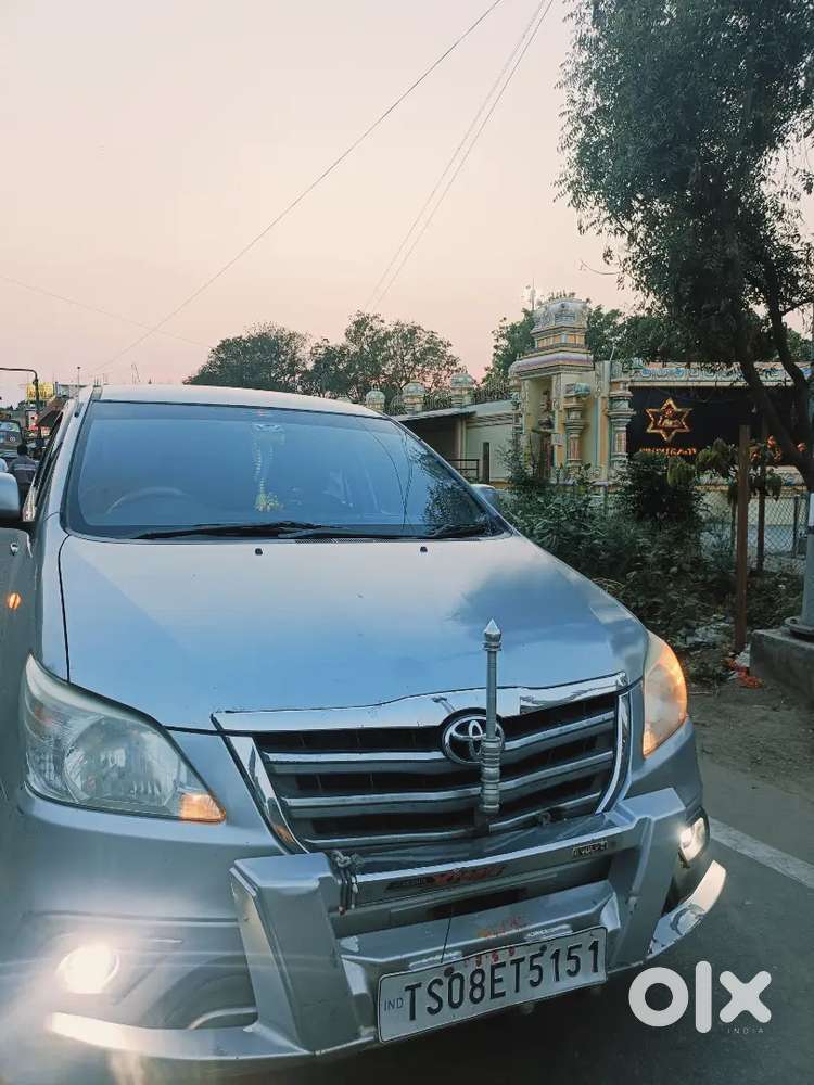 Toyota Innova 2.5 G 2016