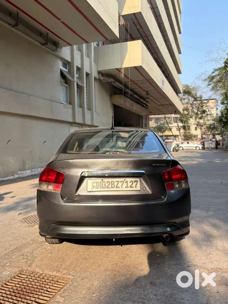 Honda City Petrol 2010 Variant