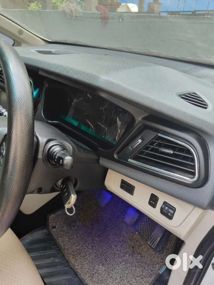 Mahindra Marazzo 2019 Diesel 97000 Km Driven
