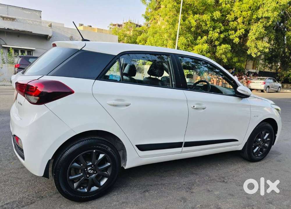 Hyundai I20 Petrol Cvt Asta, 2018, Petrol