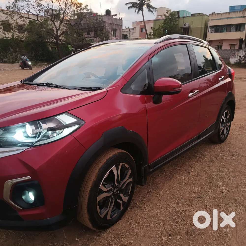 Honda Wr-v Vx Petrol – 2022 – Radiant Red Metallic – Top Model