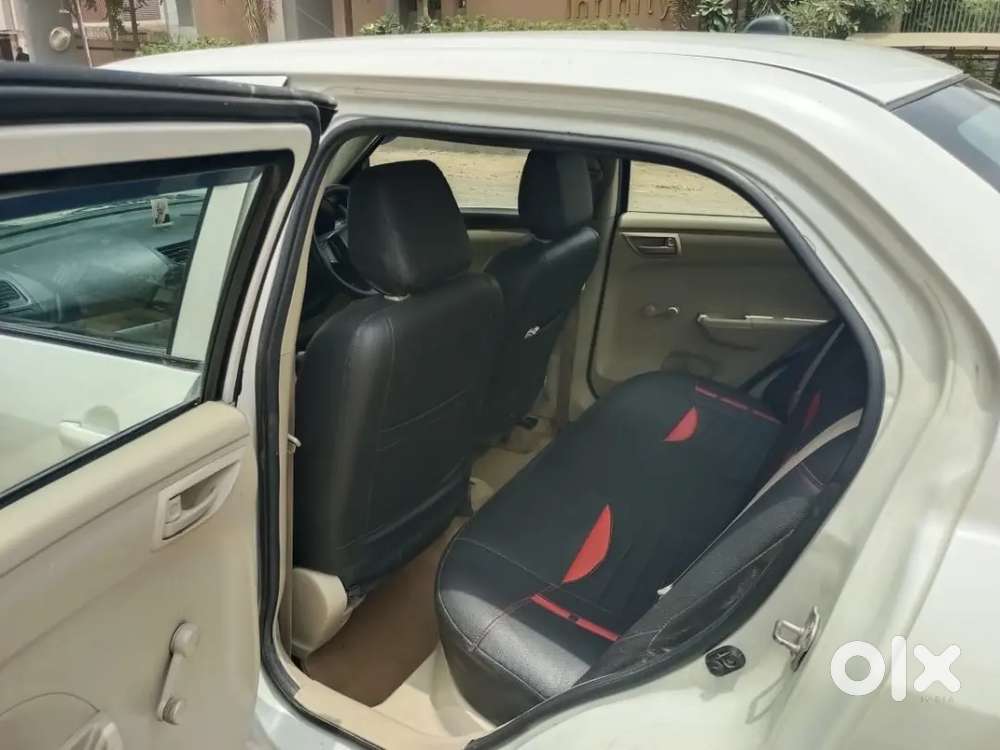 Maruti Suzuki Dzire 2017 Cng & Hybrids 117000 Km Driven