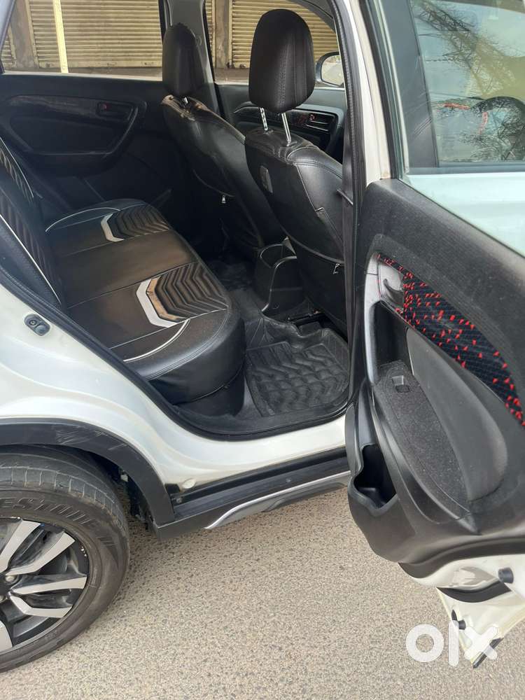 Maruti Suzuki Vitara Brezza 1.5 Vxi, 2020, Petrol