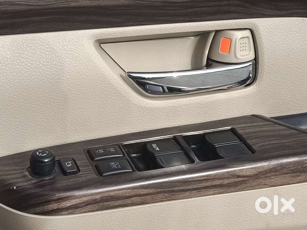 Maruti Suzuki Ertiga Vxi At Petrol, 2021, Petrol