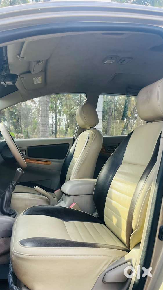 Toyota Innova 2.5 V 7 Str, 2010, Diesel