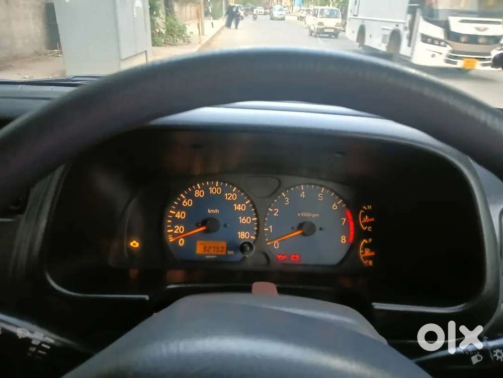Maruti Suzuki Versa 2004 Petrol 92485 Km Driven