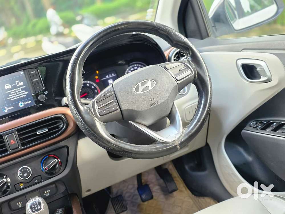 Hyundai Aura 1.2 Sx Cng, 2023, Cng & Hybrids