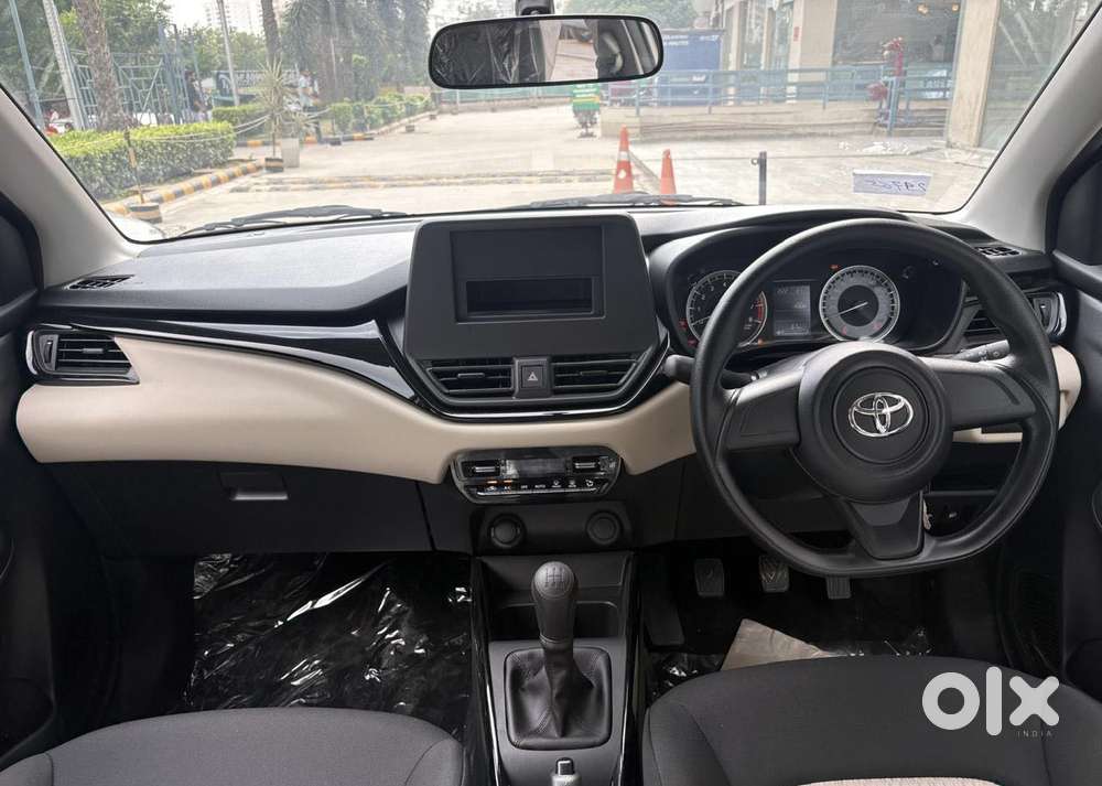 Toyota Glanza 1.2 E, 2025, Petrol