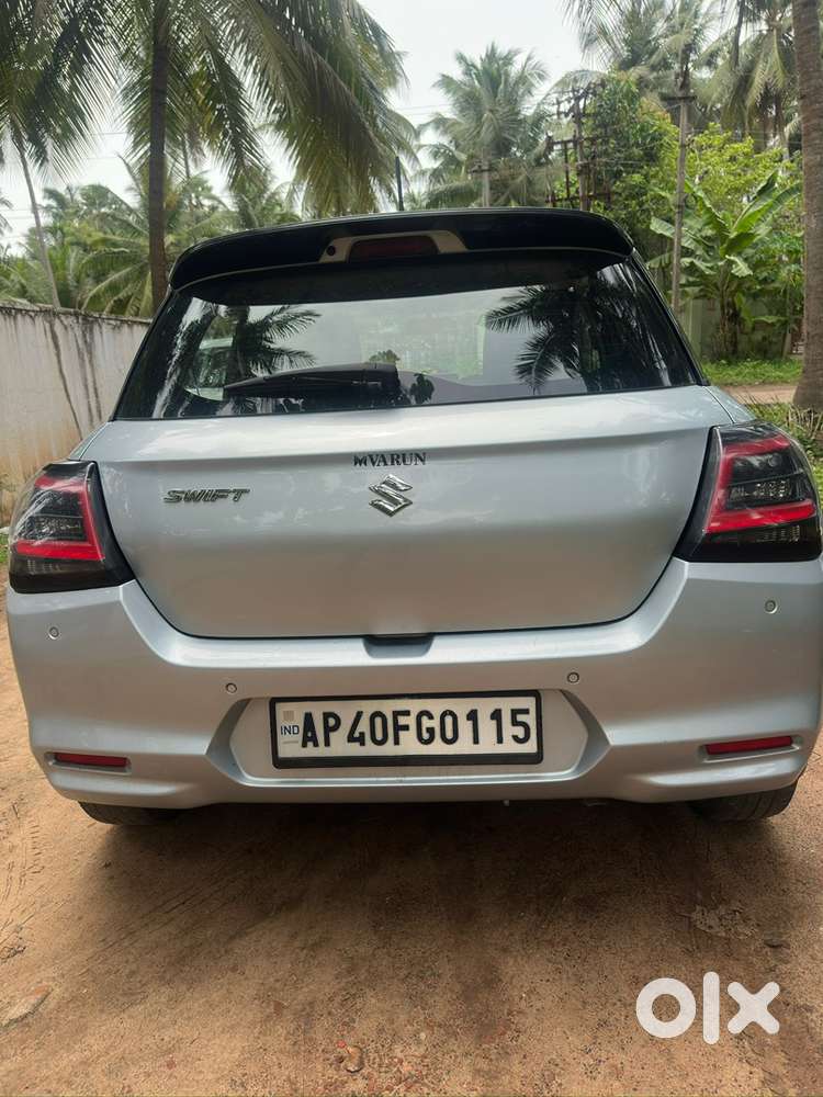 Maruti Suzuki Swift 2025 Petrol