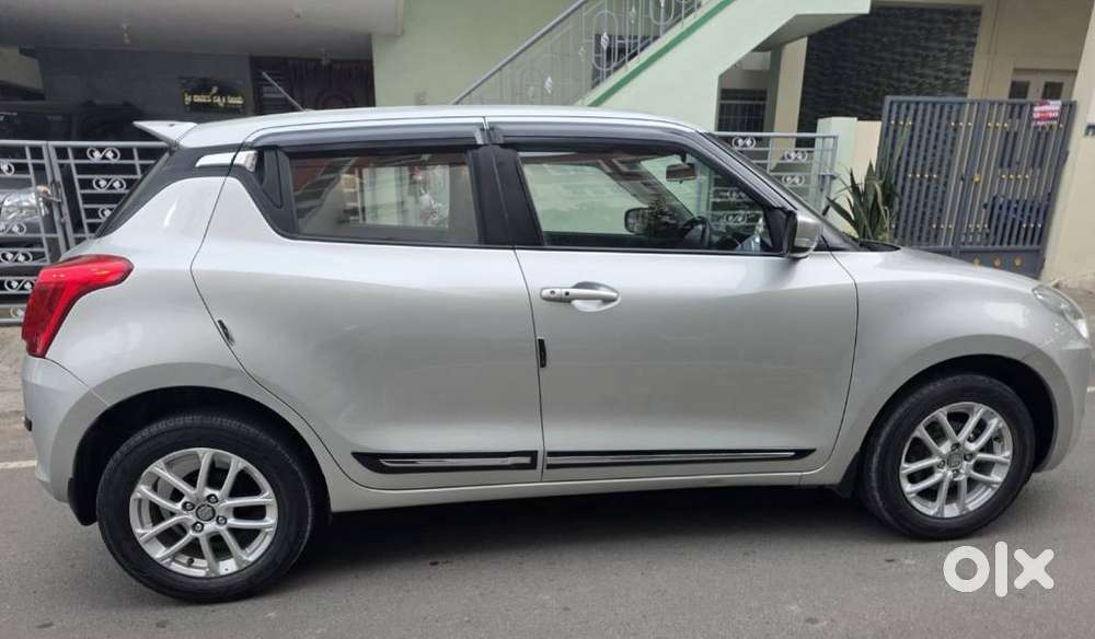 Maruti Suzuki Swift Vvt Zxi, 2022, Petrol