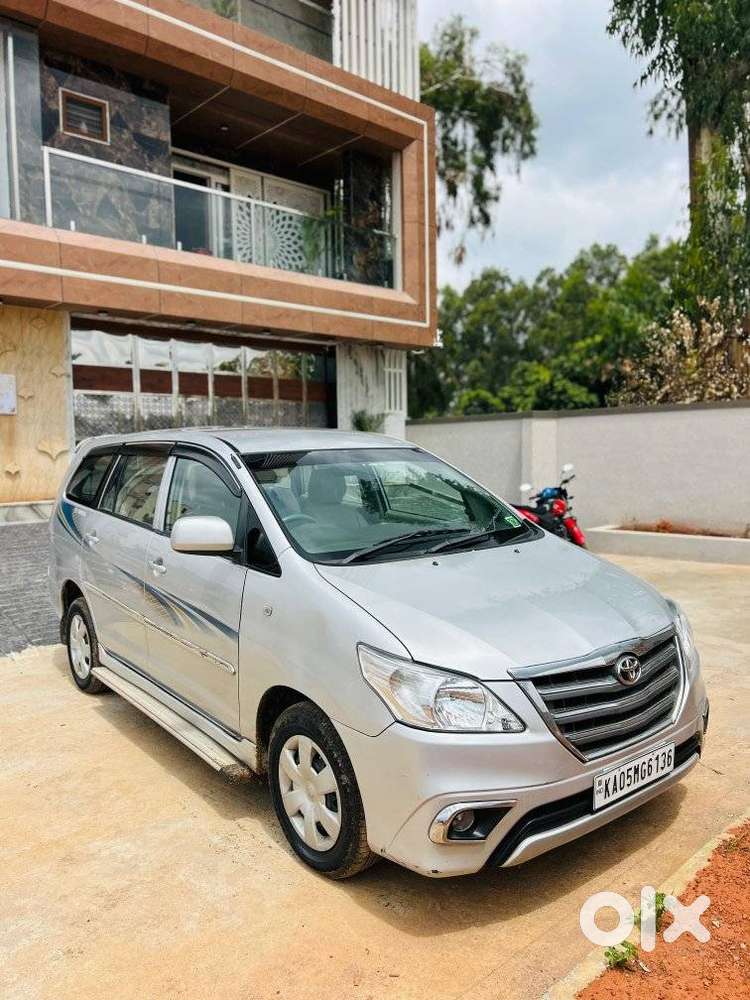 Toyota Innova 2.5 Gx 8 Str Bs-iii, 2009, Diesel