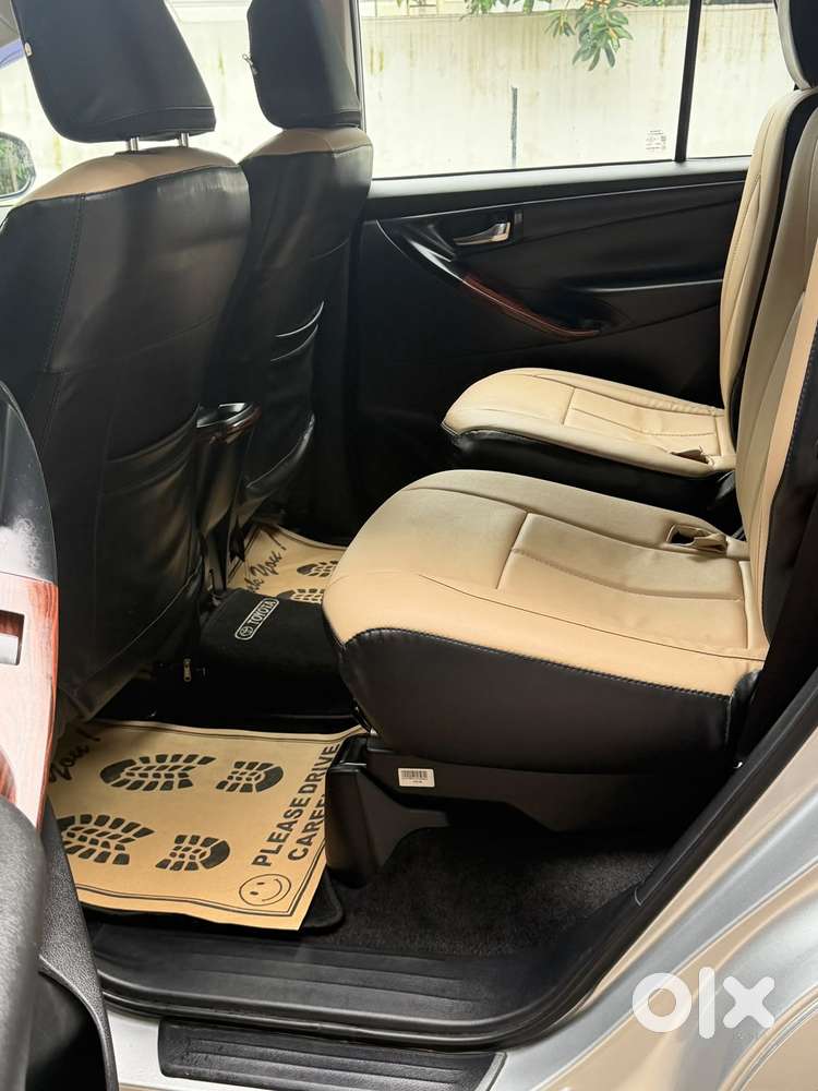 Toyota Innova Crysta 2.4 G Mt, 2021, Diesel