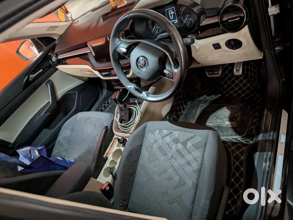 2025 Skoda Slavia 1.5 Tsi Sportline Dsg - 13k Km - Mh-12 (in Gurgaon)