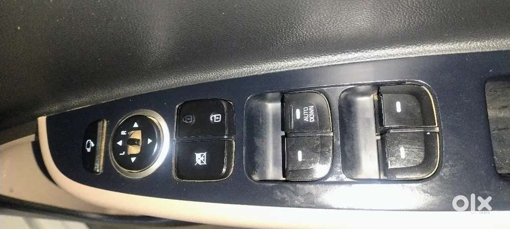Hyundai Grand I10 2018 Petrol 19500 Km Driven