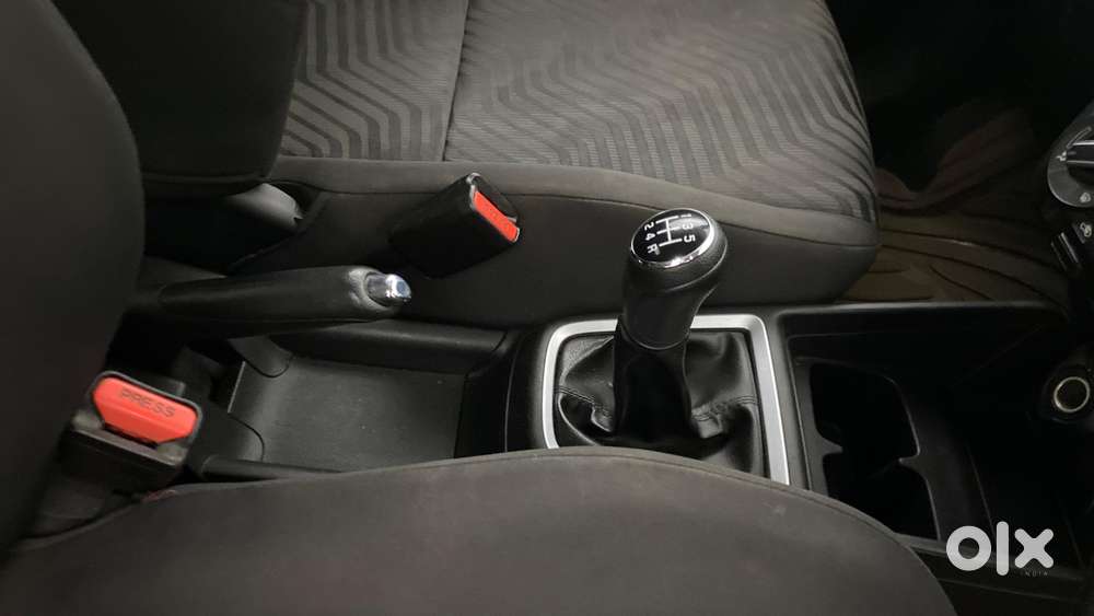 Maruti Suzuki Swift 2018 Vxi, 2019, Petrol