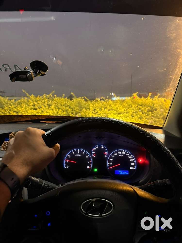 Hyundai I20 Petrol Manual 2012