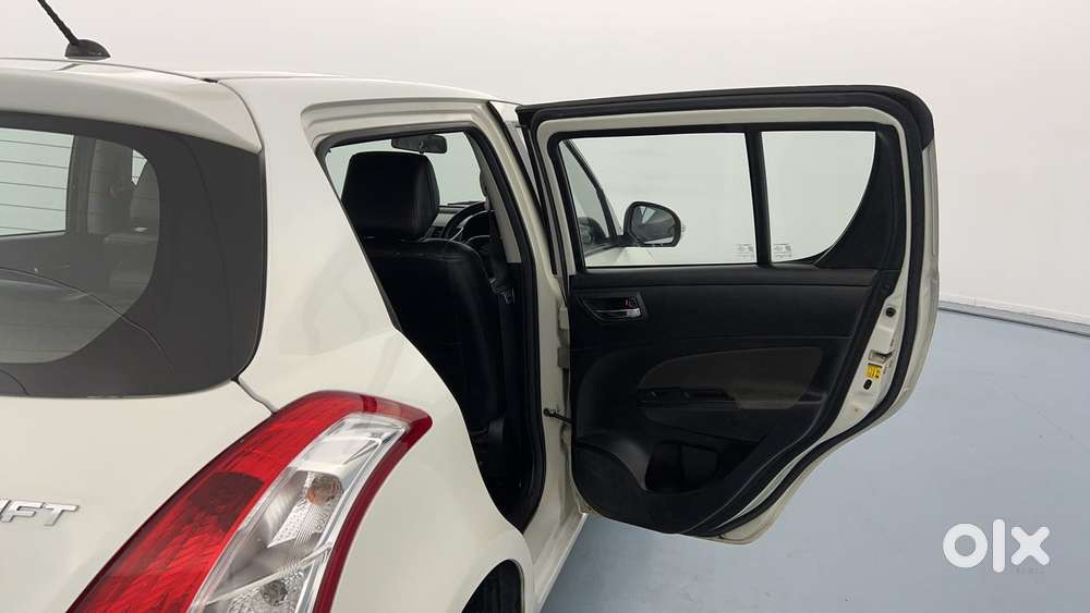 Maruti Suzuki Swift 1.3 Zxi, 2014, Petrol