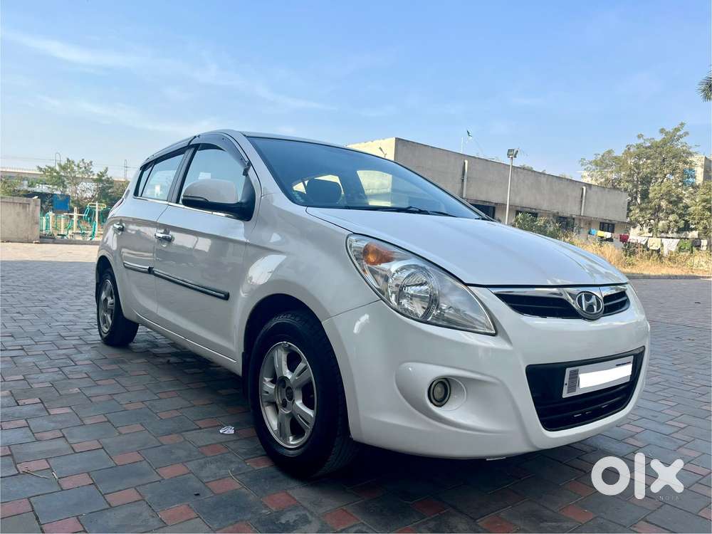 Hyundai I20 2010-2012 1.2 Sportz, 2011, Petrol