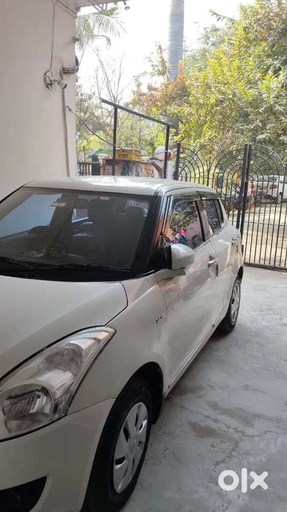 Maruti Suzuki Swift 2013 Diesel 84923 Km Driven
