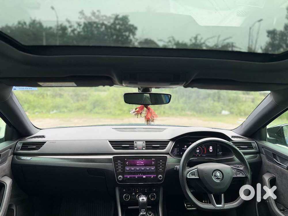 Skoda Superb Sportline 1.8 Tsi At, 2021, Petrol