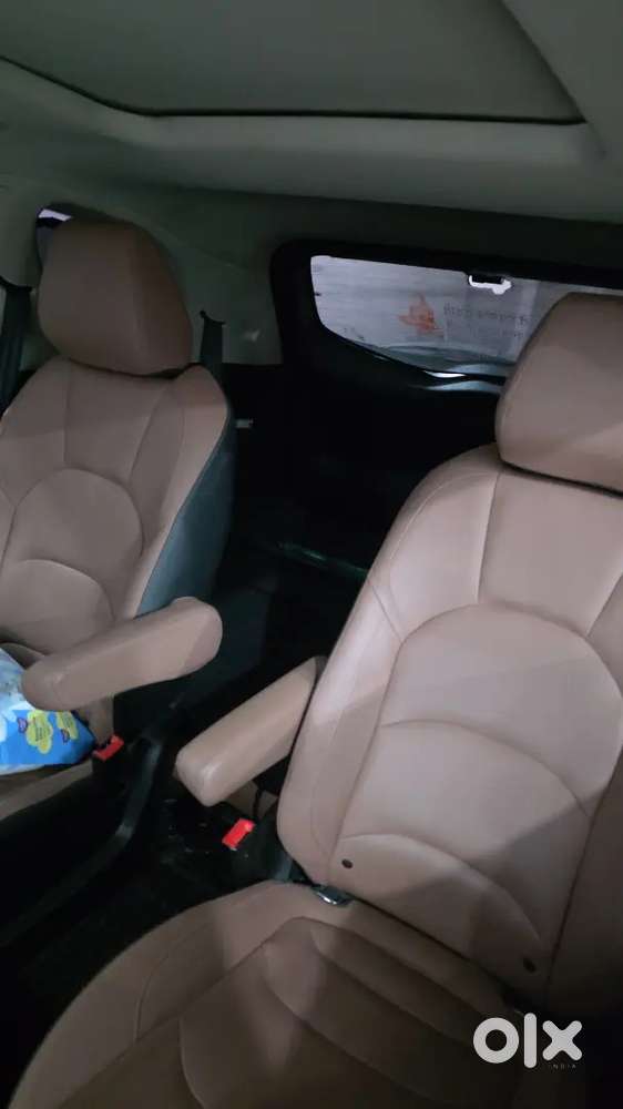 Mg Hector Plus Diesel 6 Seater