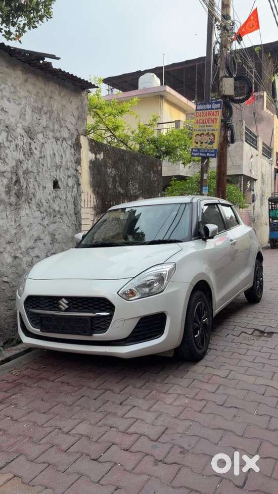 Suzuki Swift 2023 Petrol Good Condition Excellent