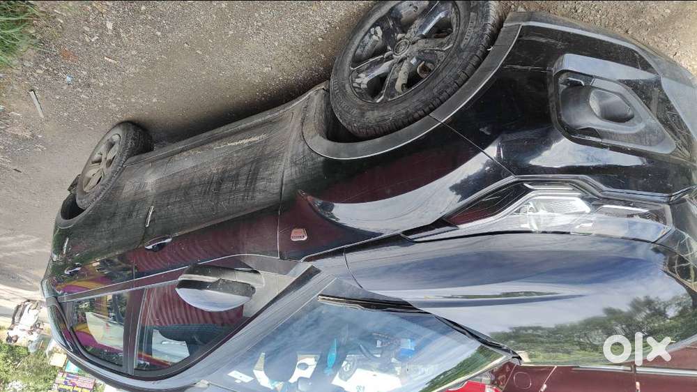 Tata Nexon 2023 Petrol Dark