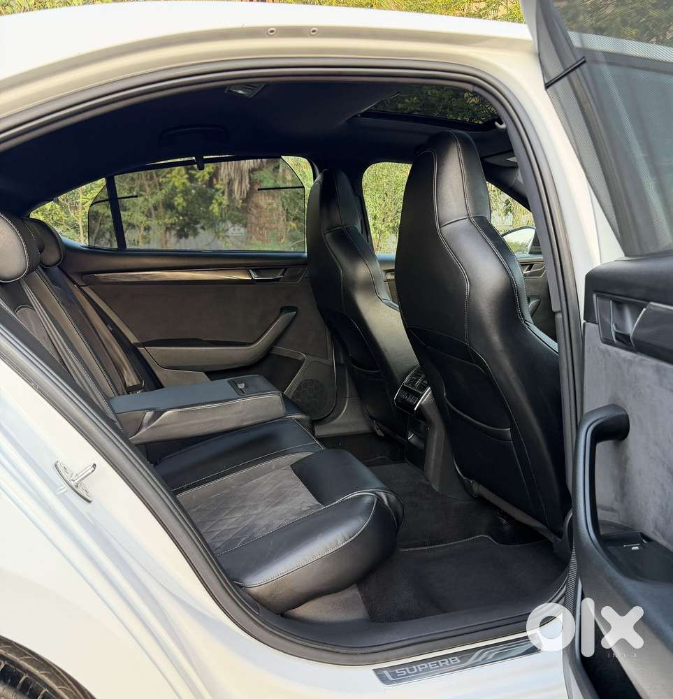 Skoda Superb Sportline 1.8, 2019, Petrol