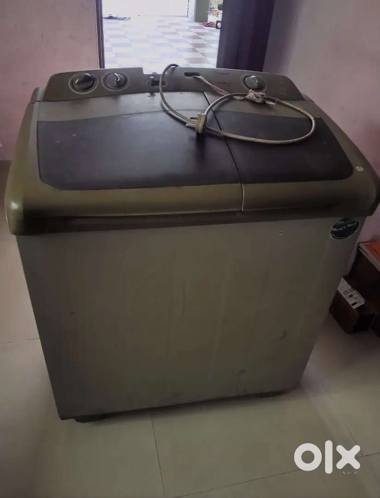 Whirlpool Semi-Automatic Washing Machine - Working Condition