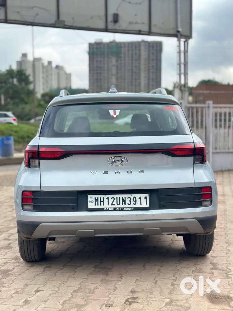 Hyundai Venue 1.2 S Plus, 2022, Petrol