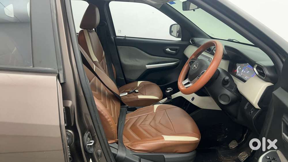 Nissan Magnite Xv Turbo, 2021, Petrol