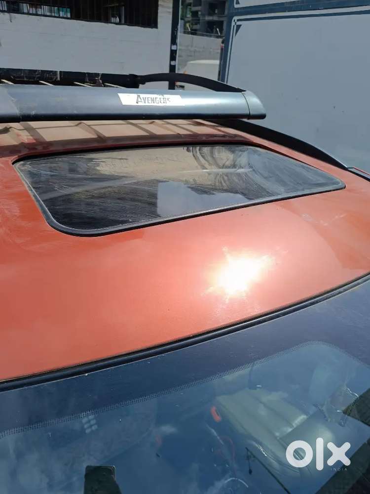 Mahindra Xuv500 2016 Diesel 102000 Km Driven