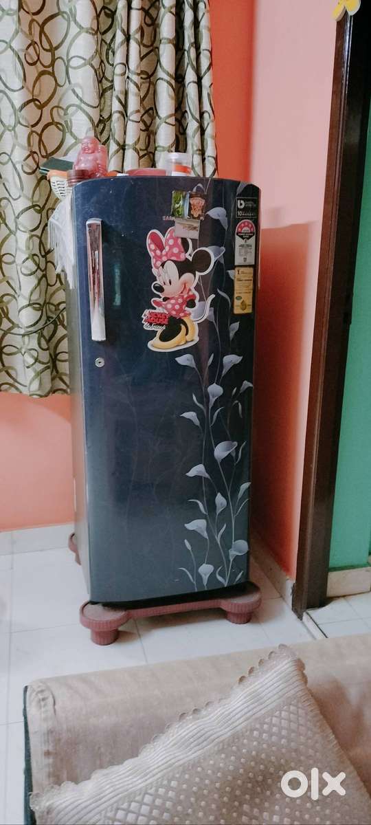 SAMSUNG FRIDGE