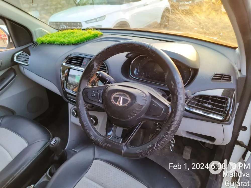 Tata Tiago Xt Icng 2017