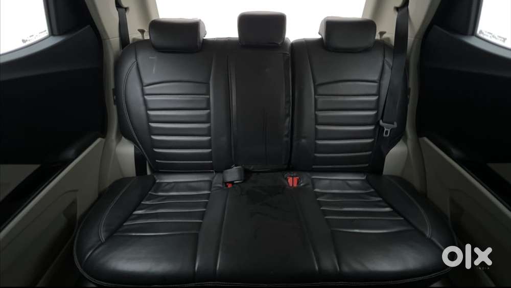 Mahindra Xuv300 W8 Option, 2022, Petrol