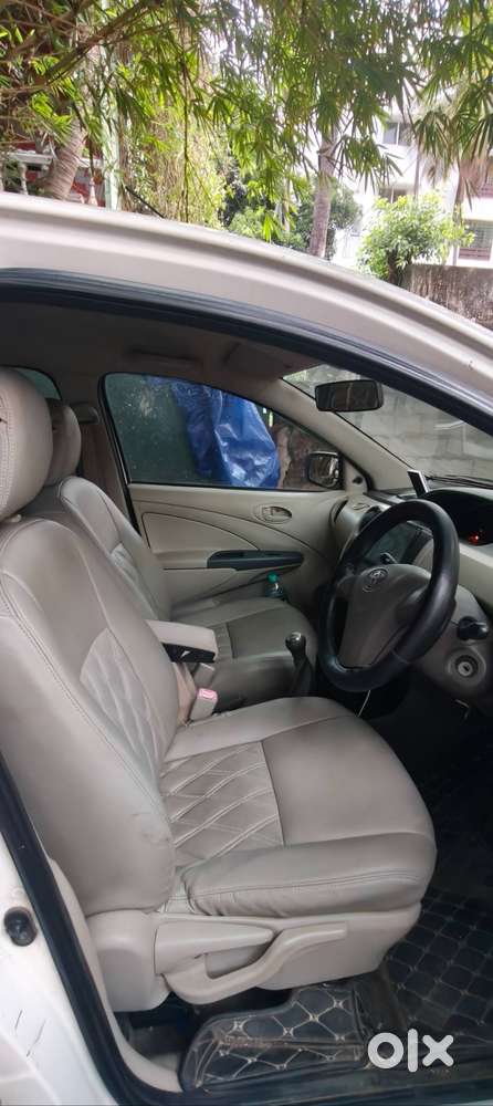 Toyota Etios Gd Petrol - 2014