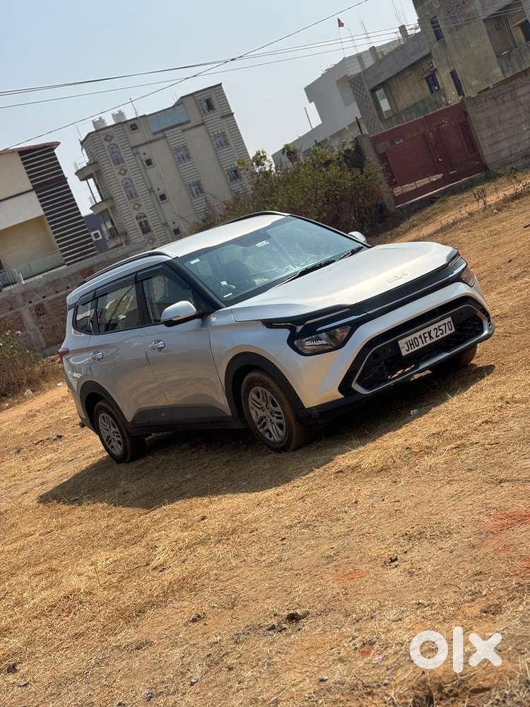 Kia Carens 1.5 Prestige 7 Str, 2023, Petrol