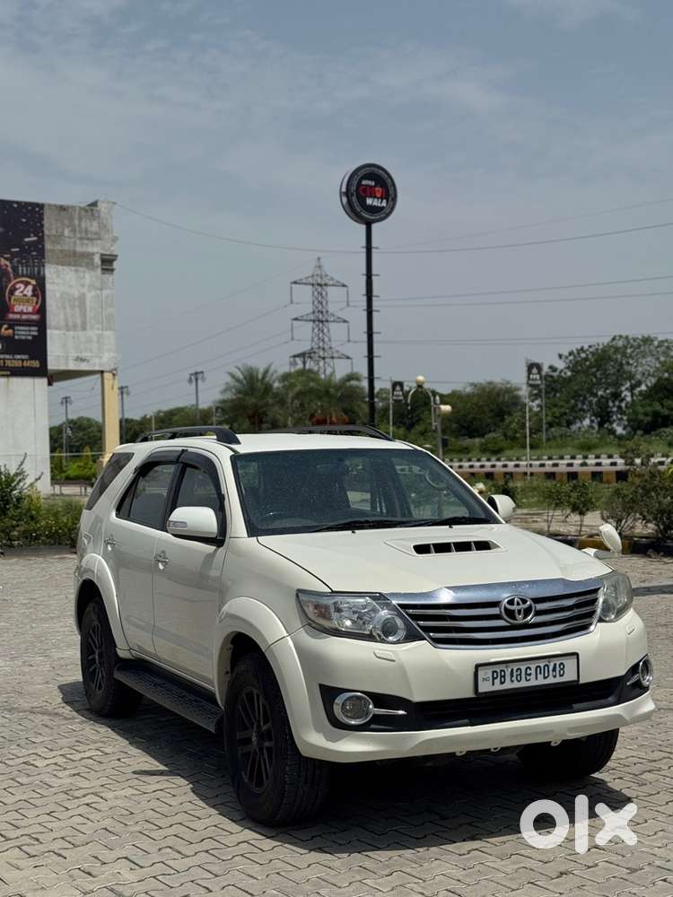 Toyota Fortuner Diesel 2013