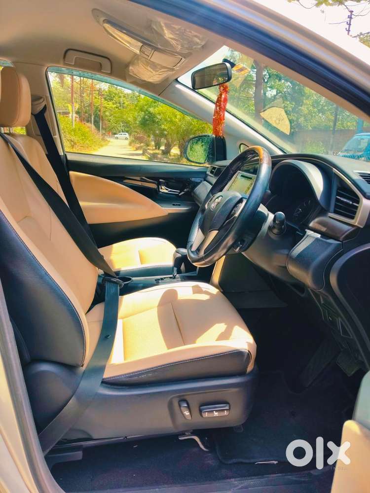 Toyota Innova Crysta 2.8z Automatic, 2019, Diesel